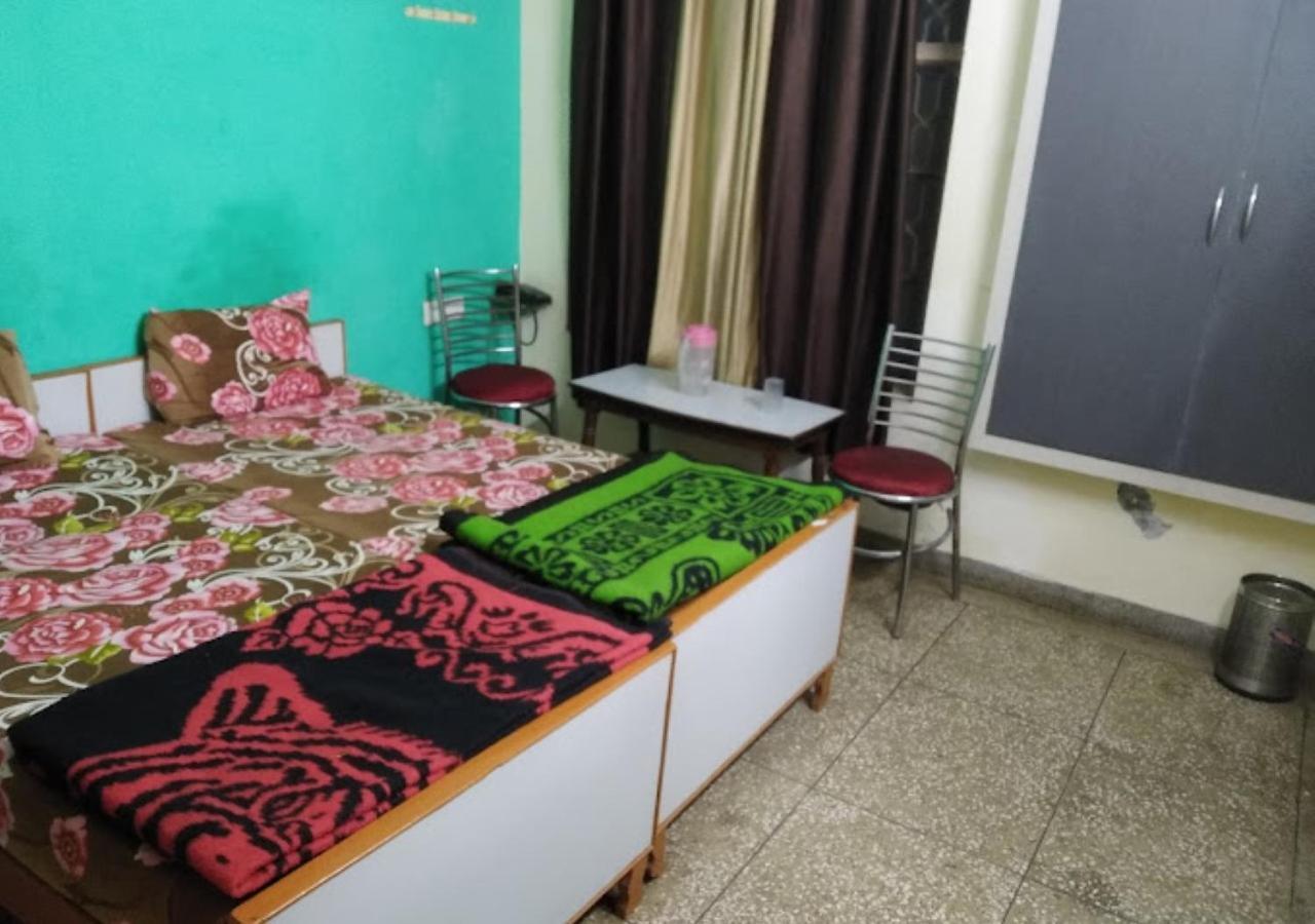 Hotel Roshan Varanasi Eksteriør bilde